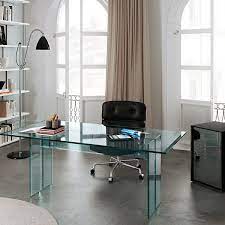 Ein kompakter computerschreibtisch aus aluminium bietet sich insbesondere dann an. Glas Schreibtisch Llt Home Office Von Fiamitalia Die Wohn Galerie