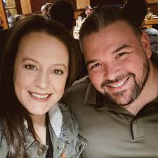 Exciting news! The public swimming pool at Dixon Springs State Park in Pope  County has reopened under the operation of Arrowleaf, a nonprofit human  services organization based in southern Illinois. The pool