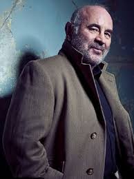 the great man and actor bob hoskins actors movie stars british actors