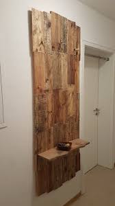 Einfach das klappscharnier oben wie wäre es mit einer garderobe aus zwei alten holzschlitten? Garderobe Aus Europalette Tiefmatt Ablackiert Und Eichenbrett Mit Baumkante Grau Geolt Als Ablage Garderobe Holz Garderobe Selber Bauen Eiche Bretter