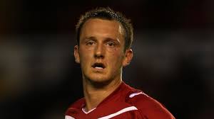 Glovers get off the mark