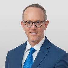 Shannon Saul's Instagram, Twitter & Facebook