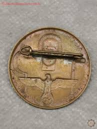 Mai wird als tag der arbeit oder auch als internationaler kampftag der arbeiterklasse bezeichnet. Abzeichen Tag Der Arbeit 1934 Militariasammlermarkt De