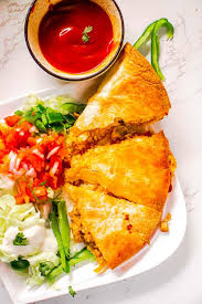 Taco bell quesadilla sauce is the key ingredient to making those chicken quesadillas everyone favors and i have the creamy jalapeno sauce recipe that tastes like the real thing to make it happen! Taco Bell Chicken Quesadillas Recipe Magik
