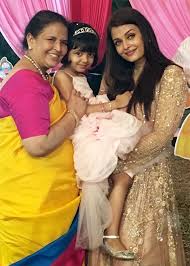 Three Generations Aishwarya Rai With Her Mother Vrinda Rai And Daughter Aaradhya Bachchan At Aa Bollywood Celebrities Bollywood Couples Aishwarya Rai Bachchan
