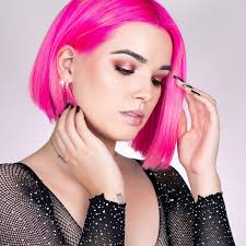 🎁 ¿Se acerca el día de la madre y no sabes que regalarle? 🎁 Nosotras  tenemos la solución. Regala tiempo para ella, relajación y una experiencia  inolvidable. Si quieres saber más llámanos