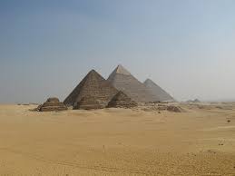 Piramid giza keajaiban dari bangsa mesir kuno. Tujuh Keajaiban Dunia Ensiklopedia Sejarah Dunia