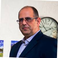 500+ "Olenik" profiles