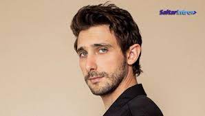 He is the son of actors christian bach and humberto zurita. Bx80xdp8pmxhsm