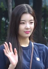 Stream tracks and playlists from 리아 on your desktop or mobile device. ë¦¬ì•„ Itzy ë¦¬ë¸Œë ˆ ìœ„í‚¤
