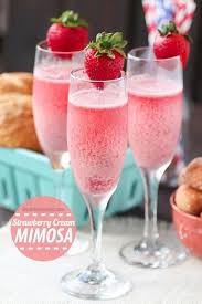 Bestes Blog Cocktails Erdbeersahnemimose Getrankrezept Erdbeer Sahne Mimose Bestes Getrank Rezept C In 2020 Brunch Drinks Alcohol Drink Recipes Holiday Drinks