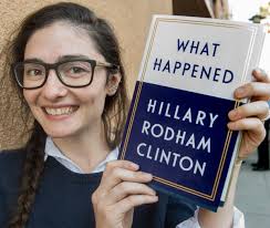 Pasadena book signing shows Hillary Clinton can still draw a crowd