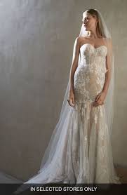 Where to buy plus size wedding dresses your local bridal salon. Wedding Dresses For Flat Chest 10 Must Have Styles