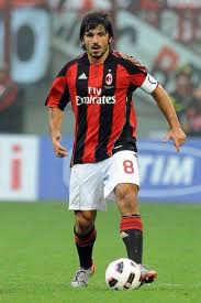 Gattuso agreed to join the tuscan side but quickly fell out with the management over the transfer strategy, based on various reports. Milan Club Gennaro Gattuso Mileto Home Facebook