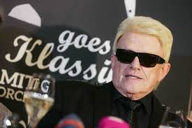 Heino, né heinz georg kramm le 13 décembre 1938 à düsseldorf, est un chanteur de musique populaire et traditionnelle allemand de schlager et de volksmusik. Dusseldorfer Konzerthalle Stort Sich An Heino Tournee