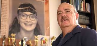 Cómo es posible que después de muerto Fernando Gaitán sea el único que  salve a RCN?