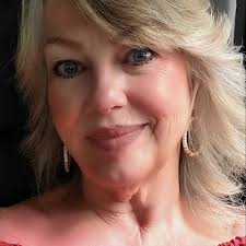 What is the closest beach access to Lands End Rd in Sea Pines for open  ocean swimming?