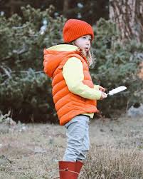 Huzun Kovan Kusu Gelmis Gece Ye Kanadindan Bir Tuy Vermis Kids Dress Kids Fashion Kids