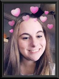 Elizabeth Mccleery's Instagram, Twitter & Facebook