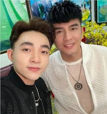 Ông bầu Hoàng Tuấn tiết lộ quan hệ Đan Trường và Trung Quang còn réo tên  Thủy Tiên làm bằng chứng