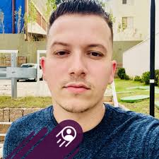 Hoje começamos o facelift do Smurf, não é de um dia pro outro, mas já deu  outra cara! No momento o farol e capô, ainda são do move 2016, da pra andar