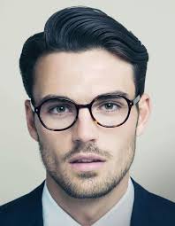 Most men want their hair to be cut short on the sides and the back one way or another, and this is the basis of all classic men's hairstyles. Stylish Side Part Hairstyle For Businessman Haircut Pictures