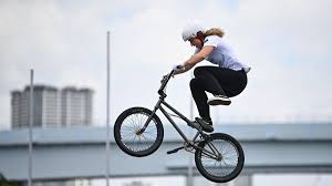 Bmx freestyle is a spectacular discipline where the riders perform routines which consist of sequences of executing tricks. 7nbcbzwekacg1m