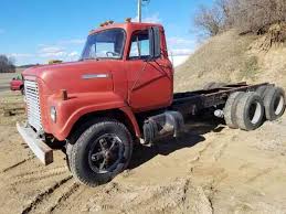 The mod works with subscribe option. International Fleetstar 2010a 1975 Heavy Duty Trucks