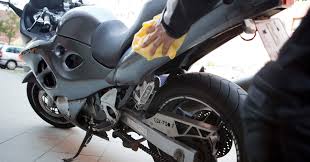 Der weg führt ins tiefste mittelalter, zumindest was den. Das Motorrad Fit Fur Den Fruhling Machen Richtig Ausmotten