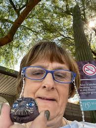 Lori Reep's Instagram, Twitter & Facebook