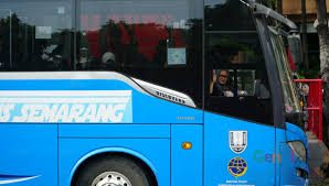 We did not find results for: Sri Suprihatinah Kartini Tangguh Sang Driver Bus Trans