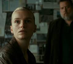 Critics Love 'Cassandra'