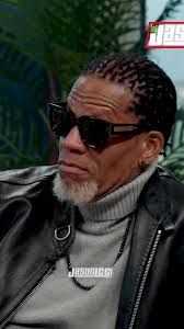 D.L. Hughley was throwing shades after shades 👀😩