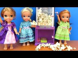 Sleepover Elsa And Anna Toddlers Popcorn Rapunzel Movie Pizza Youtube Rapunzel Movie Disney Character Outfits Unicorn Cupcakes Toppers