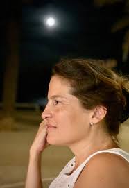 Never Look Back (Pa`trás ni pa'tomar impulso)