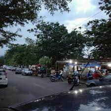 Tanjung dawai menempatkan kompleks lembaga ikan malaysia (lkim), arked dan jeti tanjung dawai serta medan selera ikan bakar yang mampu menggamit kedatangan pelancong dari. Pasar Malam Taman Arked Sungai Petani Kedah