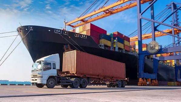 How to Reduce Shipping Costs Without Sacrificing Service Quality