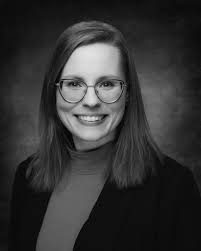 A great professional headshot isn't just about looking good—it's about  presenting yourself as the confident, capable professional you are. 💼✨  Whether you're job hunting, networking, or building your personal brand, a  sharp