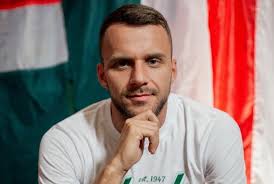 Robert Dziuba, były trener bramkarzy Korony Kielce, działa w branży  gastronomicznej. Pracował z trenerem Gąsiorem, Motyką i Sasalem