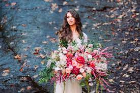 Dec 22, 2020 · a few months before the wedding, our florist started drying elements like pampas grass, bunny tails, and sea oats to use in our bouquets, she says. 10 Monster Wedding Bouquets That Will Make You Dream Of Being A Dramatic Bride