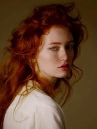 Lola Stanton (stantonlola)