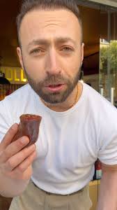 Çiğköfssss dürüm 🔥, 🛵 İstanbul’un her yerine paket servisimiz  bulunmaktadır., Sipariş için;, 📞 0 (212) 258 61 17, #rolledo  #rolledohandmade #handmadeçiğköfte #roll #çiğköf te