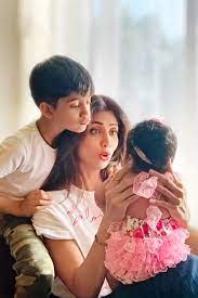 Gravity, pilot inspektor, fuschia, and more. 12 Celebrity Couples Who Are Welcoming Babies Into Their Family In 2020 Vogue India