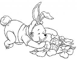 Winnie The Pooh E La Raccolta Delle Uova Di Pasqua Disegni Da Colorare E Stampare Gratis Immagini Per Bamb Winnie The Pooh Disegni Da Colorare Uova Di Pasqua