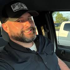 Who can build a 30x60 dog kennel in Missouri with planning and zoning  approval?