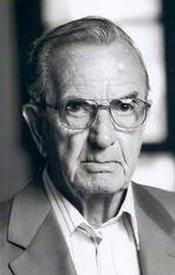 Raymond Lundquist's Instagram, Twitter & Facebook