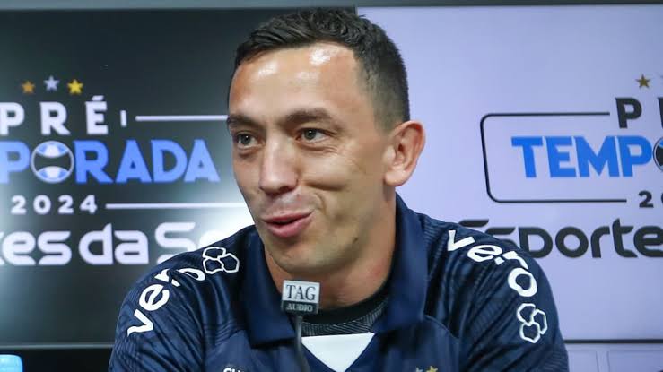 Grêmio acerta com ex-goleiro do São Paulo para o lugar de Marchesin