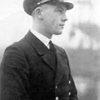 El acorazado Bismarck by Burkard von Müllenheim-Rechberg