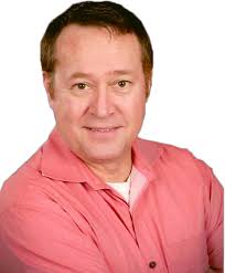 Doug Hardwick's Instagram, Twitter & Facebook