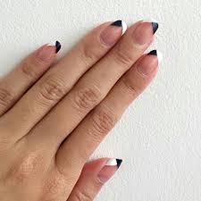 Nail designs with geometric figures are extraordinary, not boring and stylish! Diy Nail Art Easy Geometric Design Yesmissy